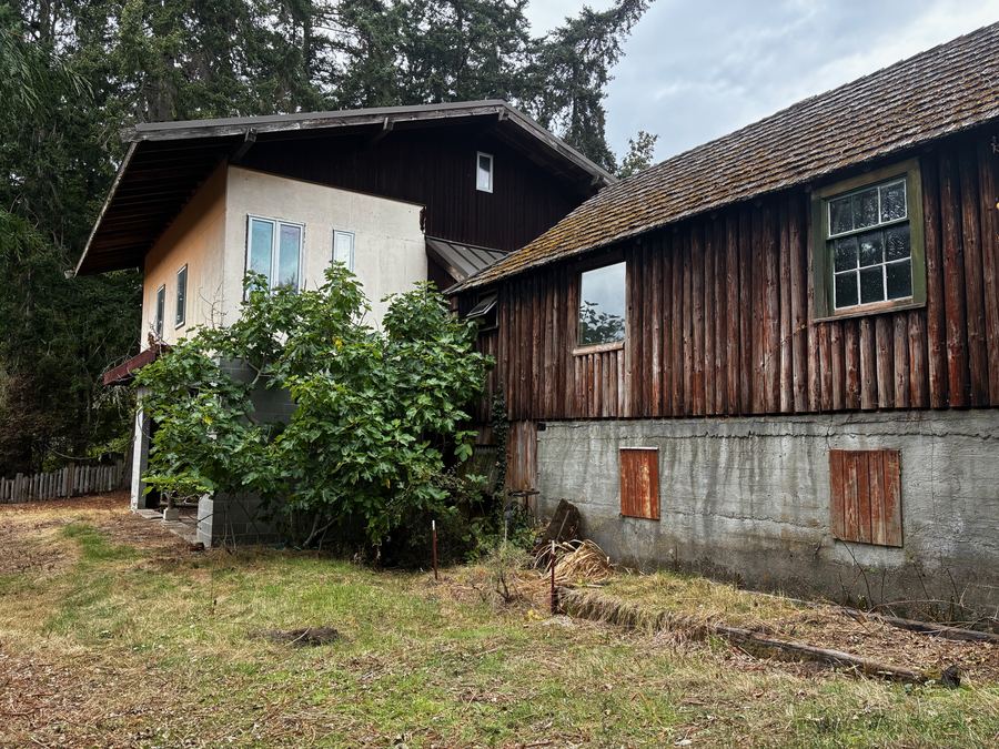 Existing older house at 26175 Bannister St NE, Kingston, WA